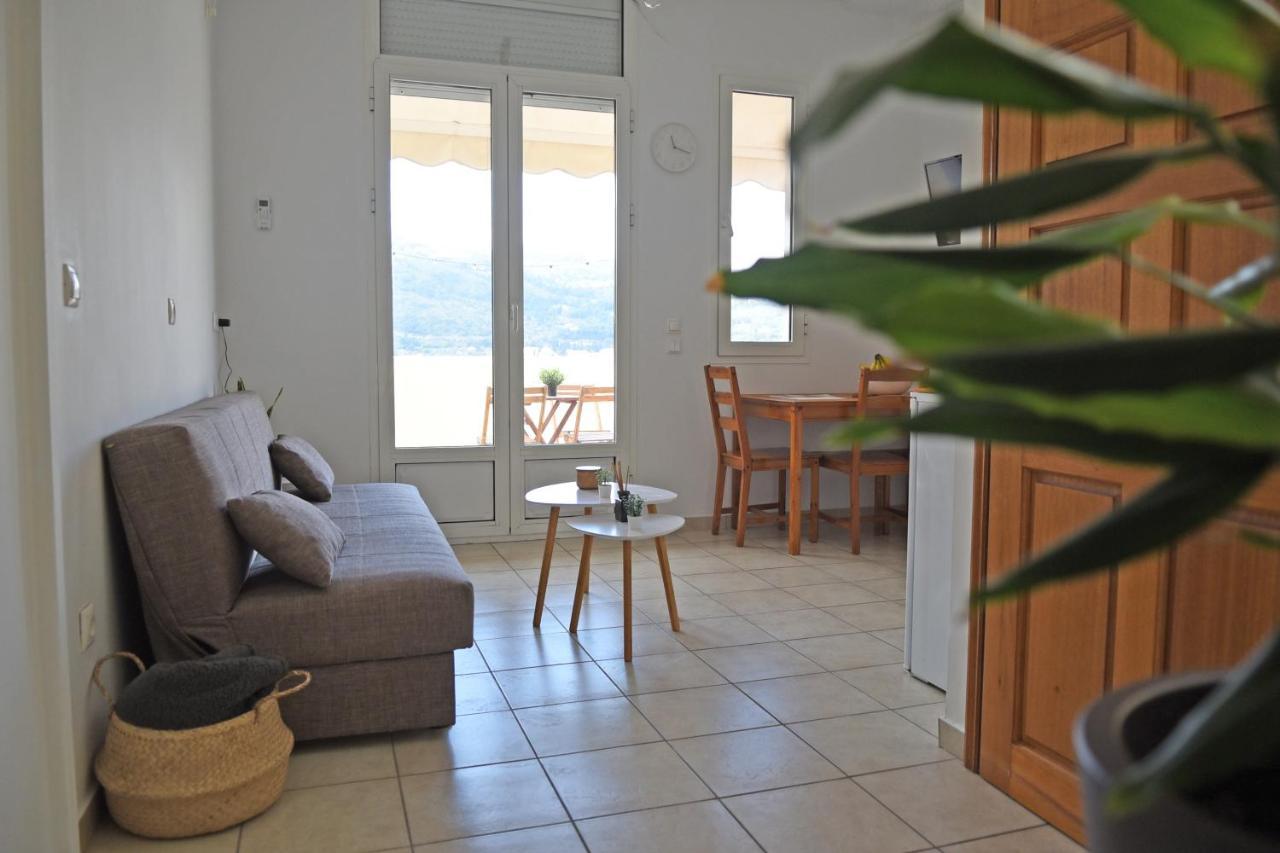 Plateia Sea View Loft Leilighet Sámos Eksteriør bilde